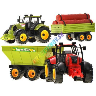 Zemědělský traktor s přívěsem